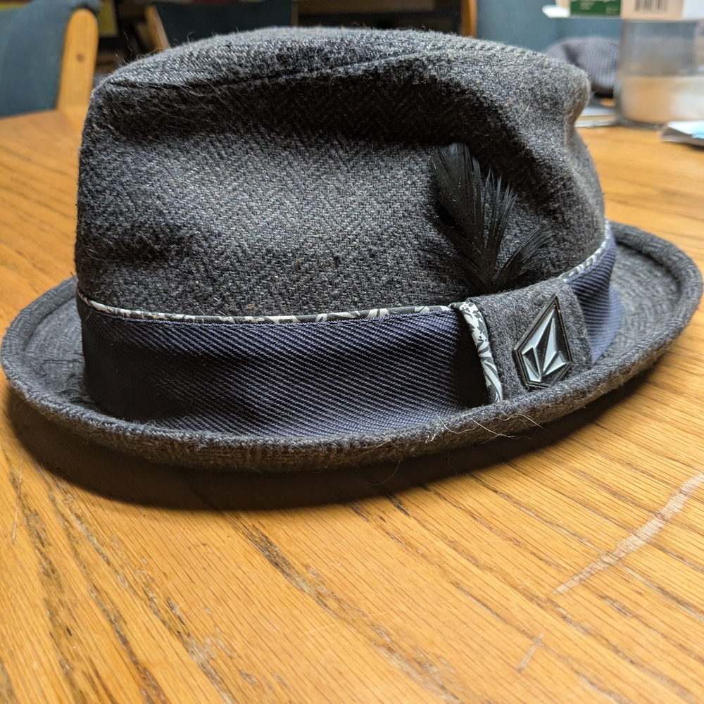 Volcom Charcoal Fedora with Navy Band